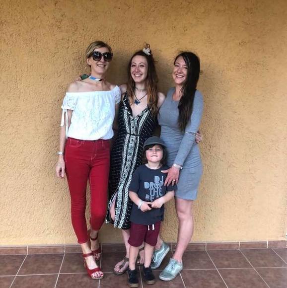 Profile Picture of Clodagh Mara (@clodaghmarii) on Poshmark