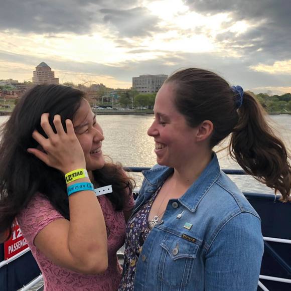 Profile Picture of Sarah Paulson (@sarahrpaulson) on Poshmark