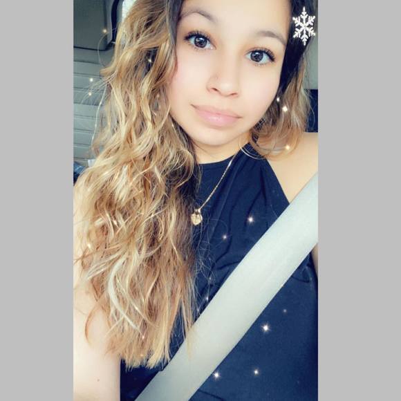 Jasmin Lora - Poshmark Profile Picture of Jasmin Lora (@jasminlora) on Poshmark