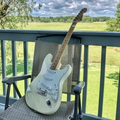 Profile Picture of Robert Marchand (@bobbyfreeze) on Twitter