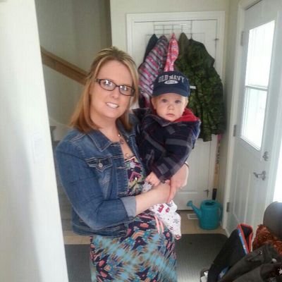 Profile Picture of Stacy Tennant (@stacytayten) on Twitter
