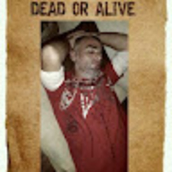 Shawn Oglesby - Poshmark Profile Picture of Shawn Oglesby (@shawnoglesby13) on Poshmark