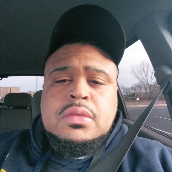 Profile Picture of Mark Dixon (@markdixon61) on Poshmark