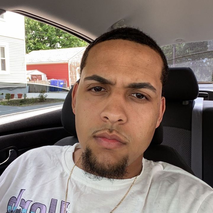 Kev🧃 - Tiktok Profile Picture of Kev🧃 (@mr.yucaa) on Tiktok