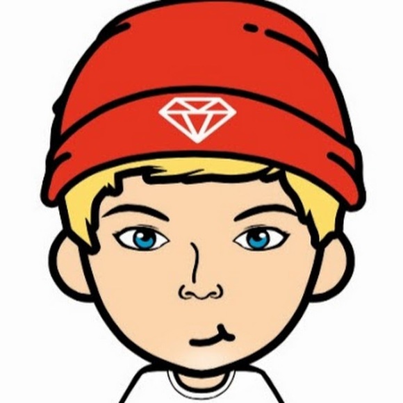 Profile Picture of Travis Hesterlee (@1traveyyy) on Poshmark