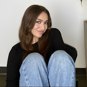 Profile Picture of Bri Bri (@risewithbri) on Youtube