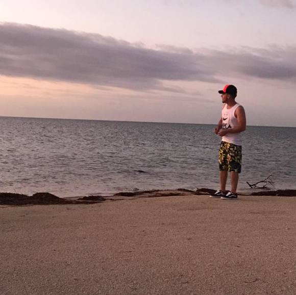 Profile Picture of Stephen Hannon (@stephenhannon) on Poshmark