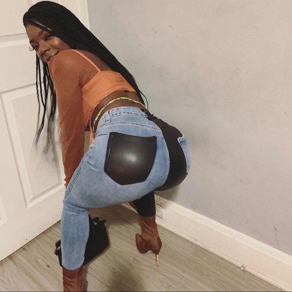 Tamirra Sutton - Poshmark Profile Picture of Tamirra Sutton (@tamirras25) on Poshmark