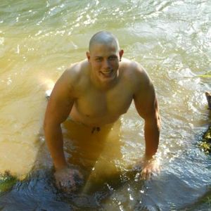 Profile Picture of Josh Krick (@iloveguysnakedandhot) on Myspace