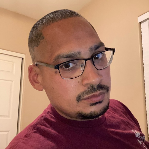 Profile Picture of David Cordero (@davidcordero807) on Poshmark