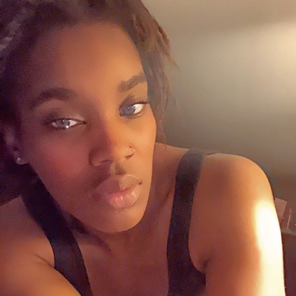 Profile Picture of Key-key Parker (@tkornegay123) on Poshmark