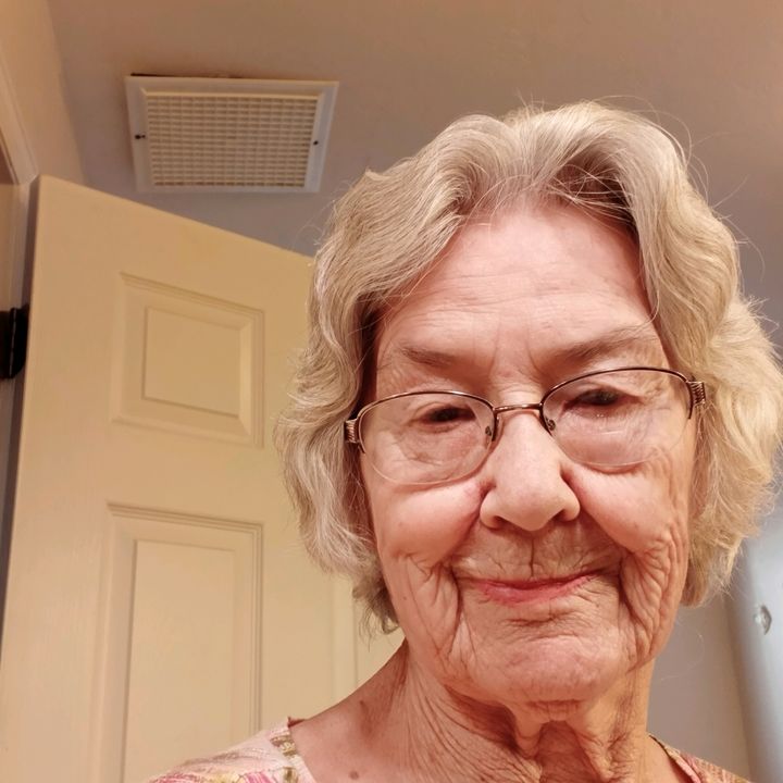 Profile Picture of June (@june.mock6) on Tiktok