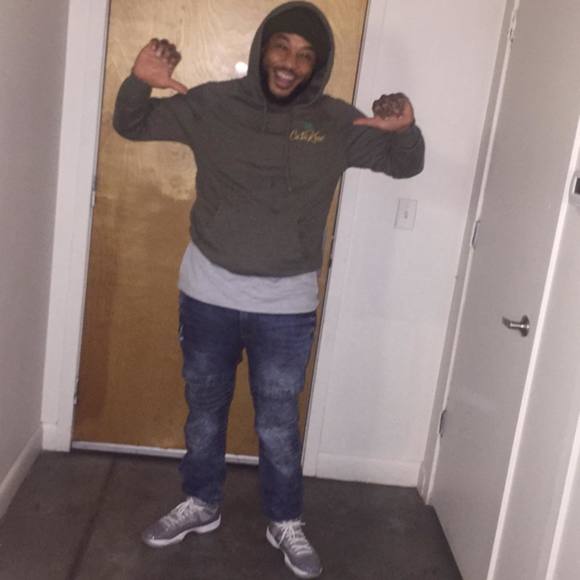 Profile Picture of Timothy Randle (@timothy_randle) on Poshmark