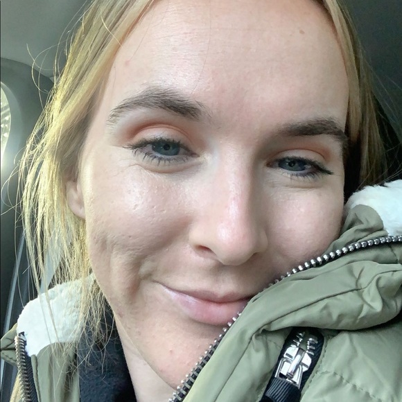 Profile Picture of Katelyn Ryan (@kryan321) on Poshmark