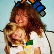 Profile Picture of Teresa Dawn Burnside (@DawnBurnside1) on Twitter