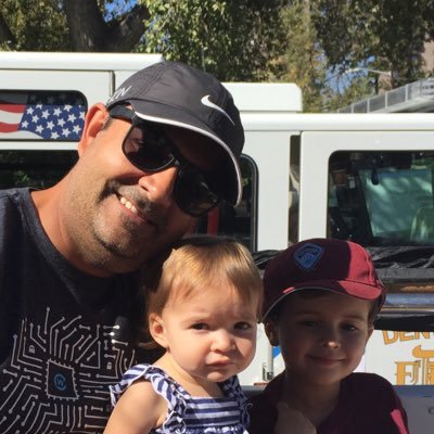 Profile Picture of Carlos Cardona (@@carloscardona) on Twitter