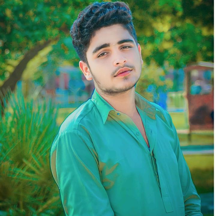 Profile Picture of Khalid Hussein (@ahsanlaskani1) on Tiktok