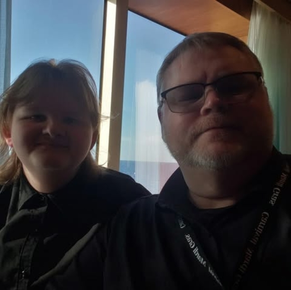 Profile Picture of David Yahnke (@daydawg22) on Poshmark