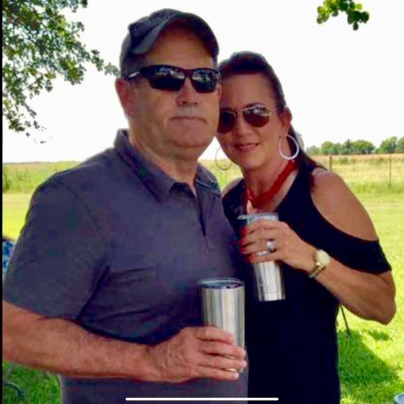 Profile Picture of Paulette Maxey (@ladylonglegs65) on Poshmark