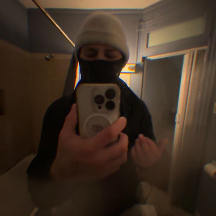 daniel - Tiktok Profile Picture of daniel (@@danesser) on Tiktok