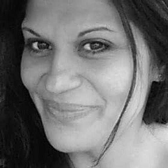 Profile Picture of Nicole Compagnone (@ncomp5533) on Poshmark