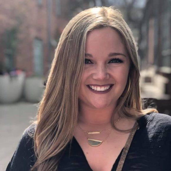 Profile Picture of Meg Watson (@email4megw) on Poshmark