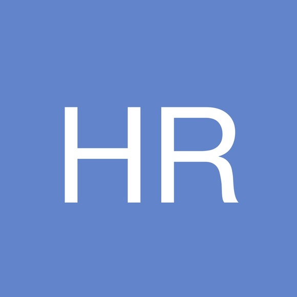 Profile Picture of Haney Robertson (@h2kr1012) on Poshmark