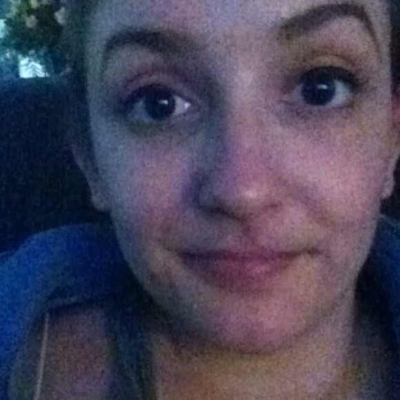 Profile Picture of Ellie Mazur (@mazure) on Poshmark