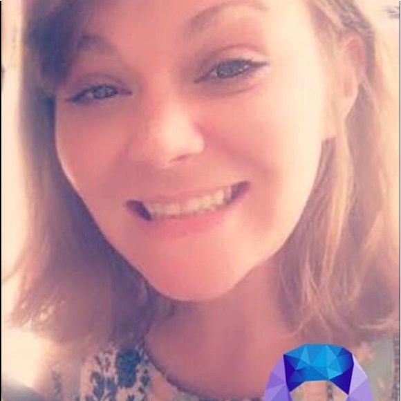 Profile Picture of Megan Bommer (@mbommer30) on Poshmark