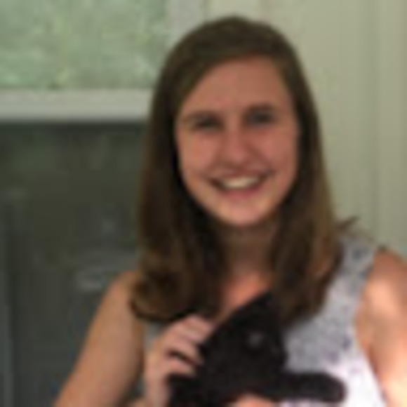 Profile Picture of Emily Pritchett (@emilypritche852) on Poshmark