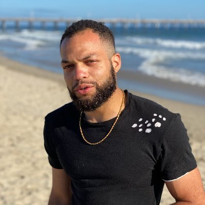 Profile Picture of Charles III (@Light_Bright67) on Twitter