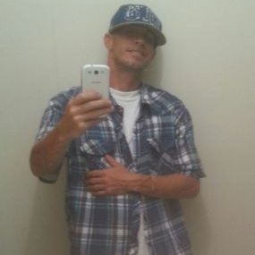 Profile Picture of Derrick Beauchamp (@d_beau2) on Twitter