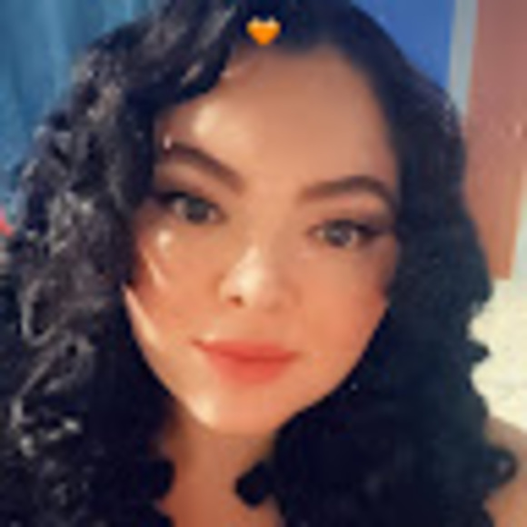 Profile Picture of Jasmine Bradshaw (@jasminebrads719) on Poshmark