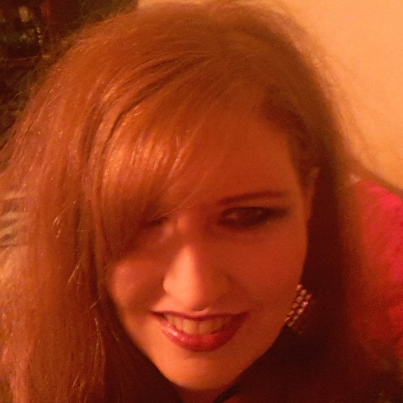 Profile Picture of Janet lyn Martin (@rogersmom42) on Poshmark