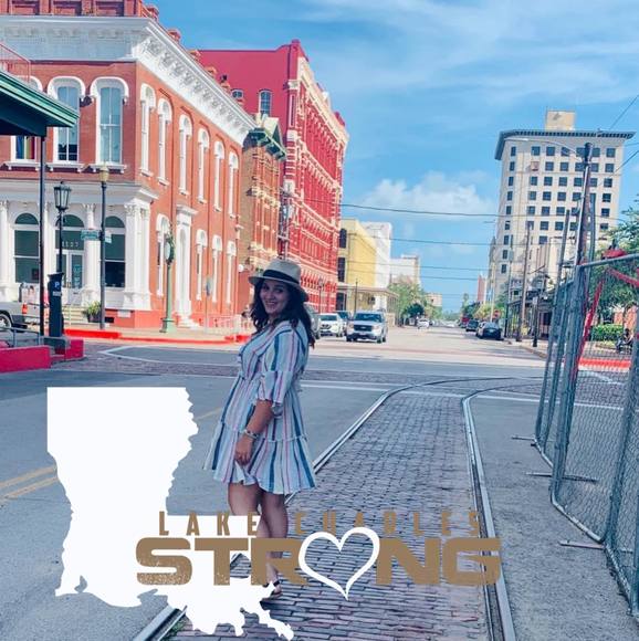 Profile Picture of Megan Arsement (@megan_arsement) on Poshmark