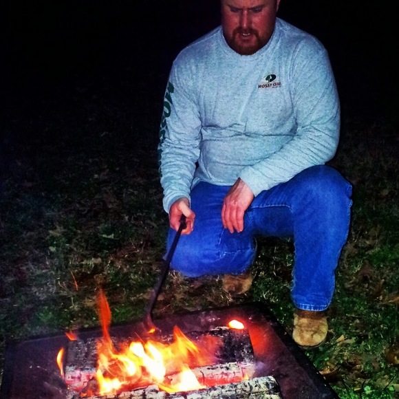 Profile Picture of William Garrison (@mossyoak35) on Poshmark