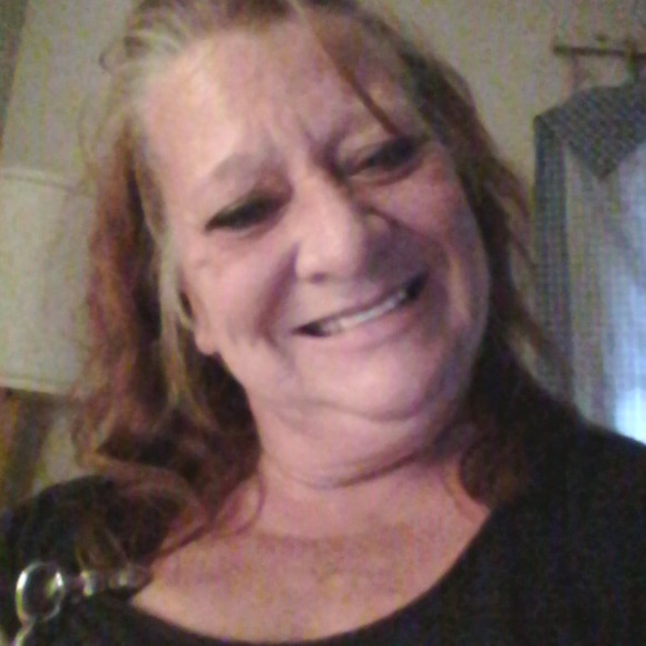 Profile Picture of Terry Oblander (@maid4you12) on Poshmark