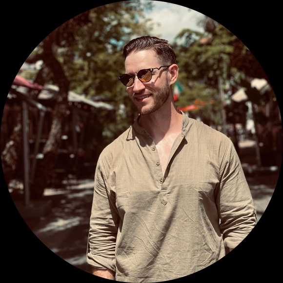 Profile Picture of Chris Kittredge (@kittjnc22) on Poshmark