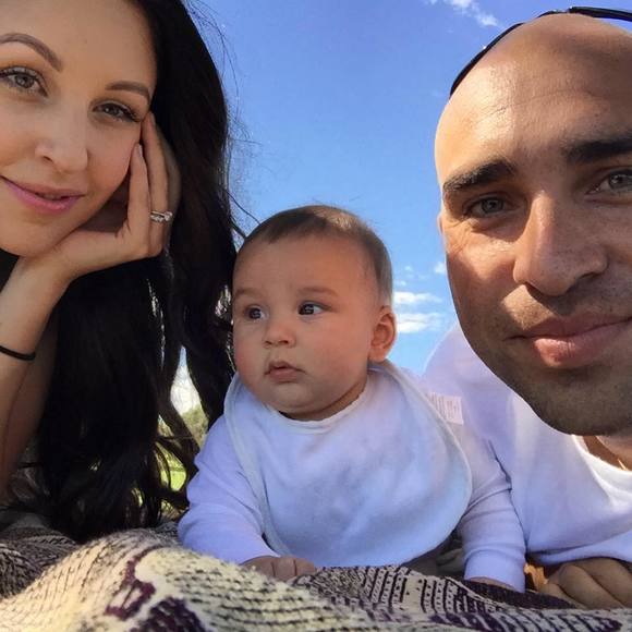 Profile Picture of Alexsandra Alvidrez (@vanessaalvidrez) on Poshmark