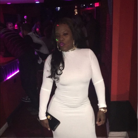 Profile Picture of Stephanie Watson (@boysmom421) on Poshmark