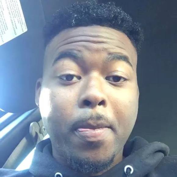Profile Picture of Roshaun robert Sparrow (@roshaun0724) on Poshmark