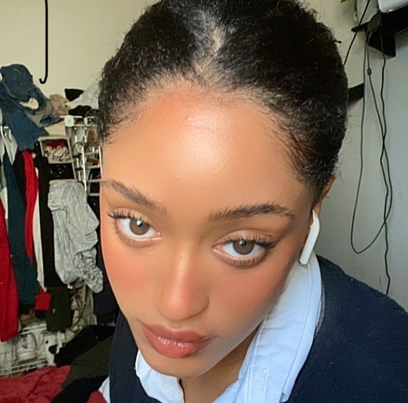 Profile Picture of Chadia Captan (@chadiacaptan) on Poshmark