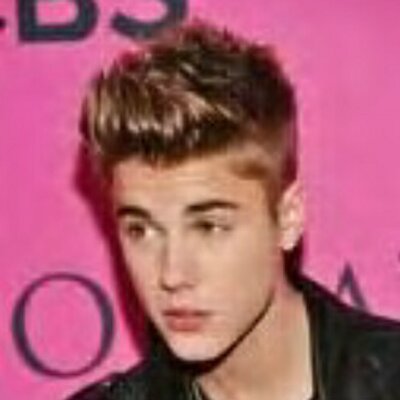 Profile Picture of Ashleigh (@@Chris_oosie) on Twitter