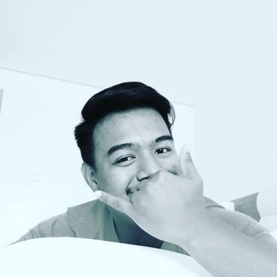 Profile Picture of Aris Facun (@ItsArisPaul) on Twitter