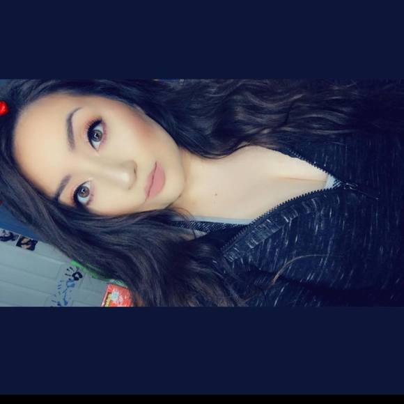 Profile Picture of Love Talia (@talia553) on Poshmark