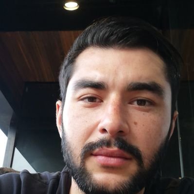 Profile Picture of 𝑬𝒅𝒖𝒂𝒓𝒅𝒐 𝑽𝒂𝒓𝒈𝒂𝒔 (@HugoVargas21) on Twitter