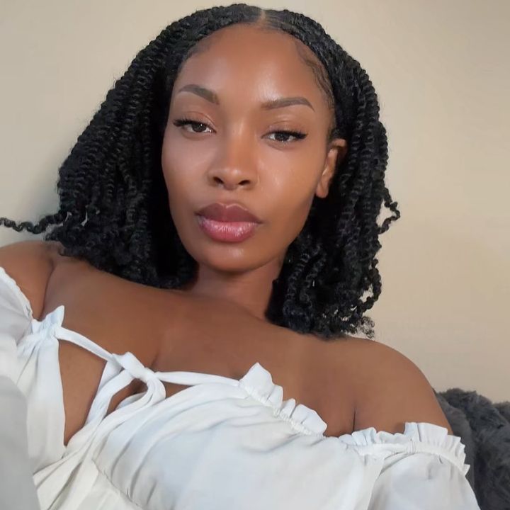 Profile Picture of Jerri B. (@heyitsjerrib) on Tiktok