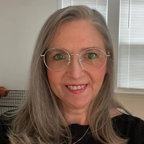 Profile Picture of Denise Stolspart samulis (@dsamulis) on Poshmark