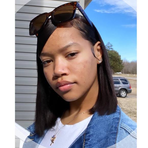 Profile Picture of Nya Pretlow (@nyapretlow) on Poshmark