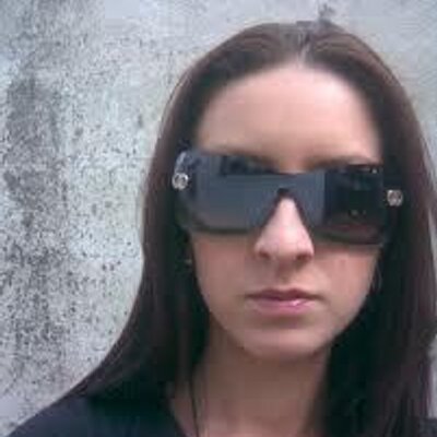 Profile Picture of Maria Rosa Valiente (@ValienteMaria) on Twitter